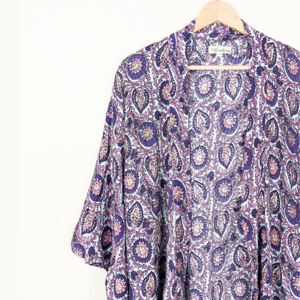 Arnhem Bowerbird Short Robe - Picture 2 of 15